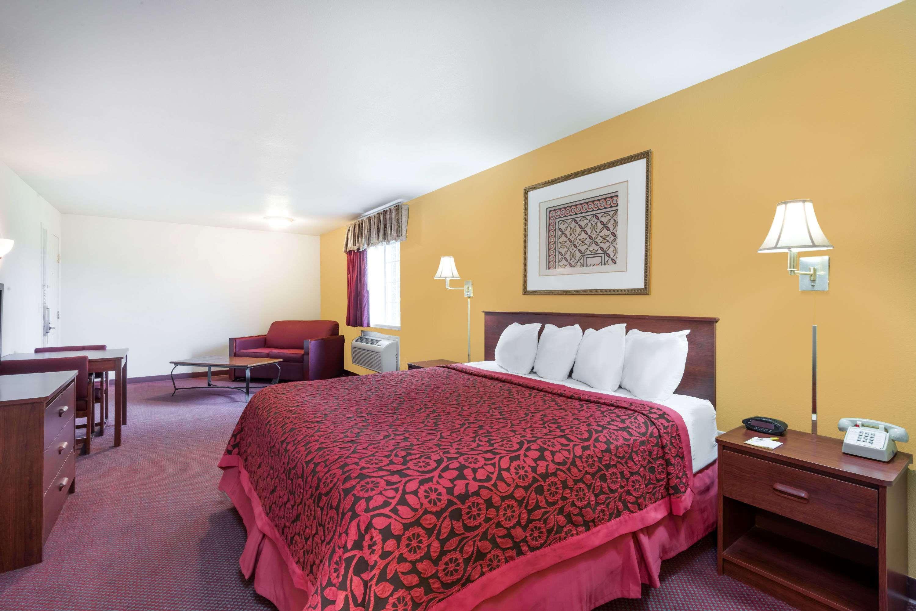 Days Inn By Wyndham Andover Extérieur photo